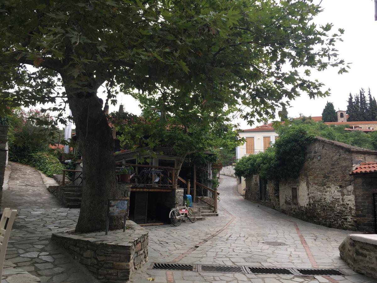 Liotrivi Houses At Old Nikiti Extérieur photo